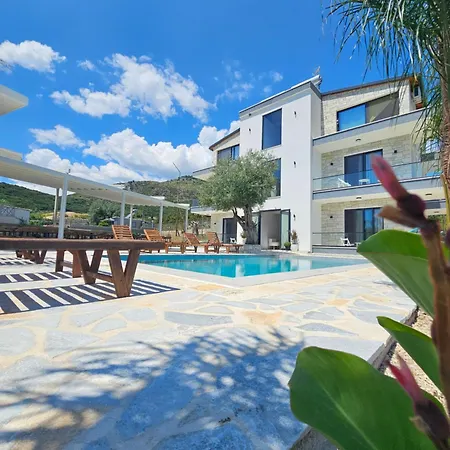 Tonia Livadh Frühstückspension