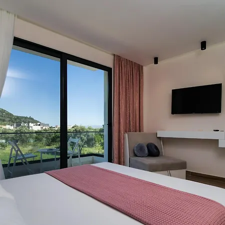 Bed & Breakfast Tonia Livadh