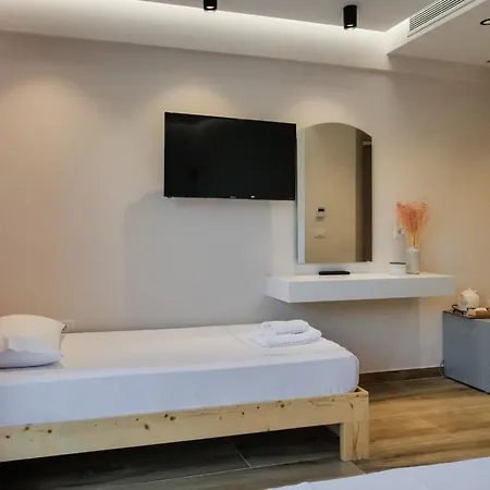 Tonia Livadh Himarë