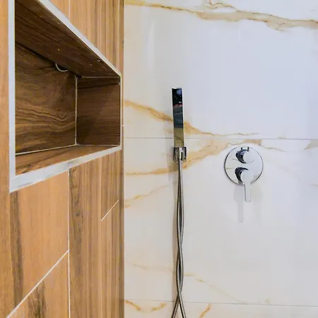 Tonia Livadh 4* Himarë