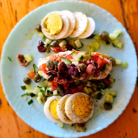 Tonia Livadh Frühstückspension