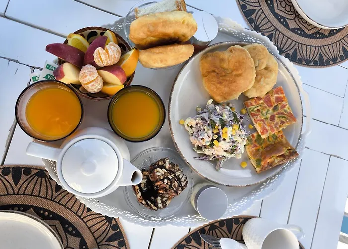 Frühstückspension Tonia Livadh 4*