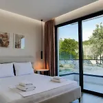 Tonia Livadh Bed & Breakfast Himare