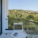 Tonia Livadh Bed & Breakfast 4*