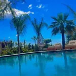 Bed & Breakfast Tonia Livadh 4*