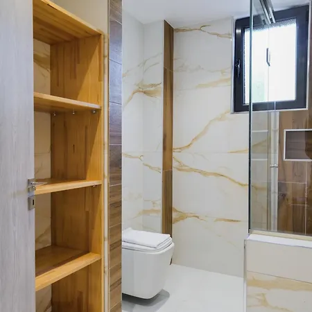 לינה וארוחת בוקר Tonia Livadh הימארה