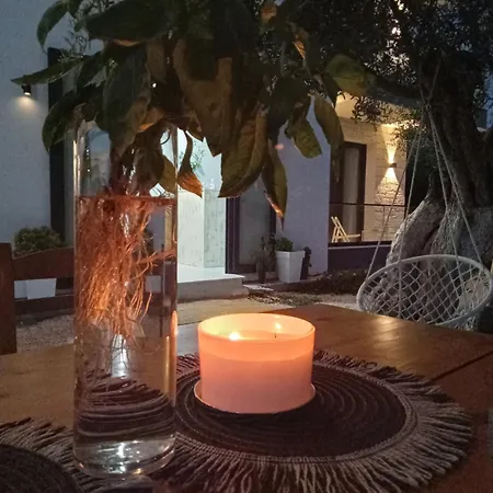 Tonia Livadh B&B 4*