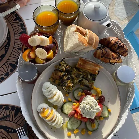 Tonia Livadh הימארה