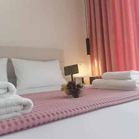 Bed & Breakfast Tonia Livadh Himare